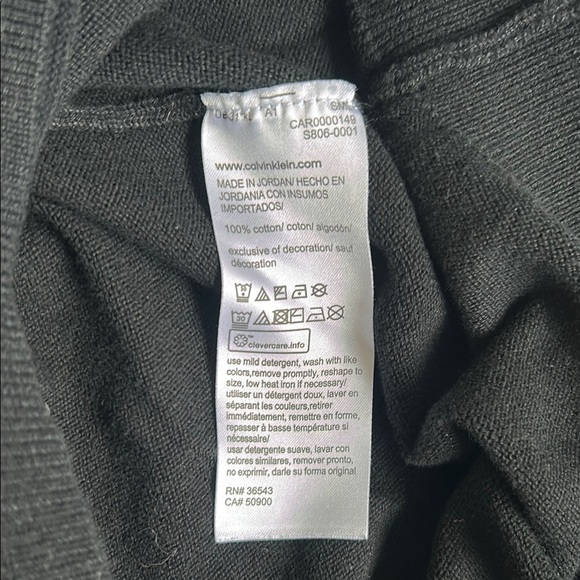 Calvin Klein Black Crewneck Sweater Timeless Design - Picture 10 of 10